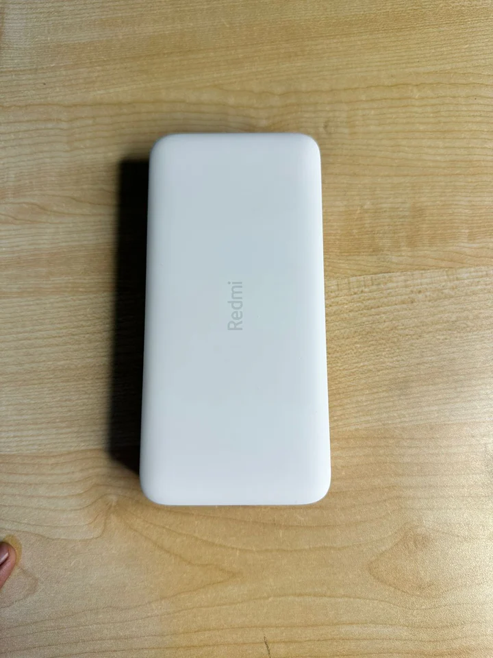 WhatsAppImage2025-07-28at11.31.29AM_2_720x Redmi Power Bank 20,000 mAh Fast Charging - Image 2