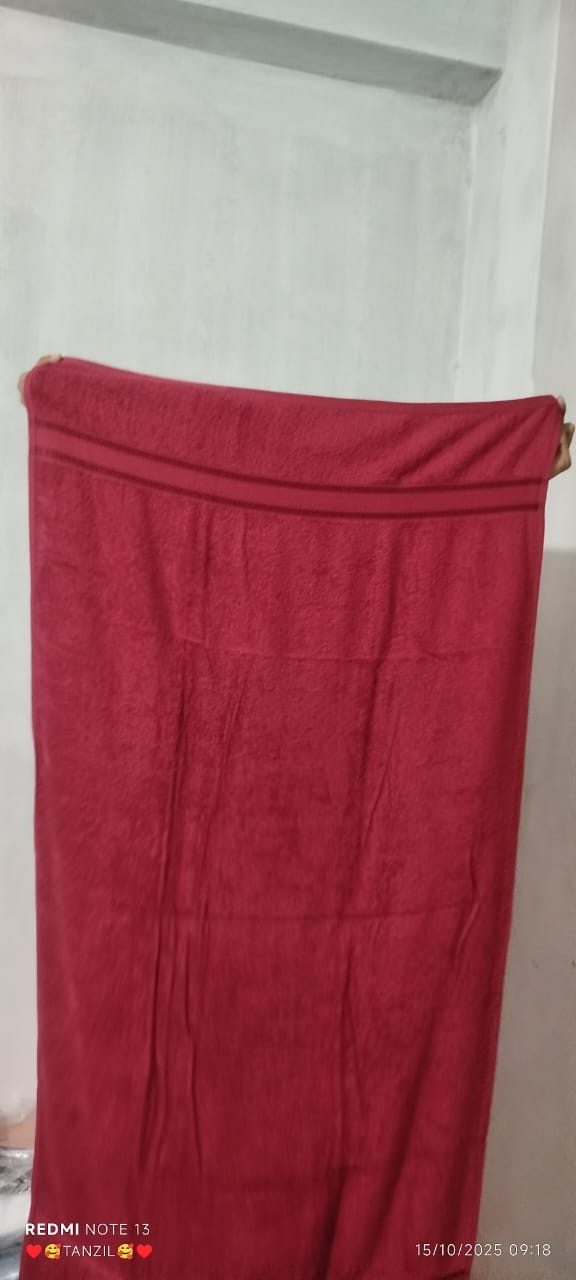 WhatsApp Image 2025-10-15 at 9.24.04 AM Bath Towel Merron Colour - Image 2