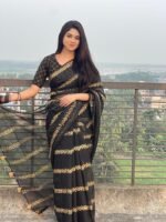 Block Print Sharee with Blouse - Image 2